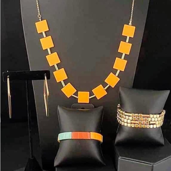 Costume JewelryGold Jewelry Set